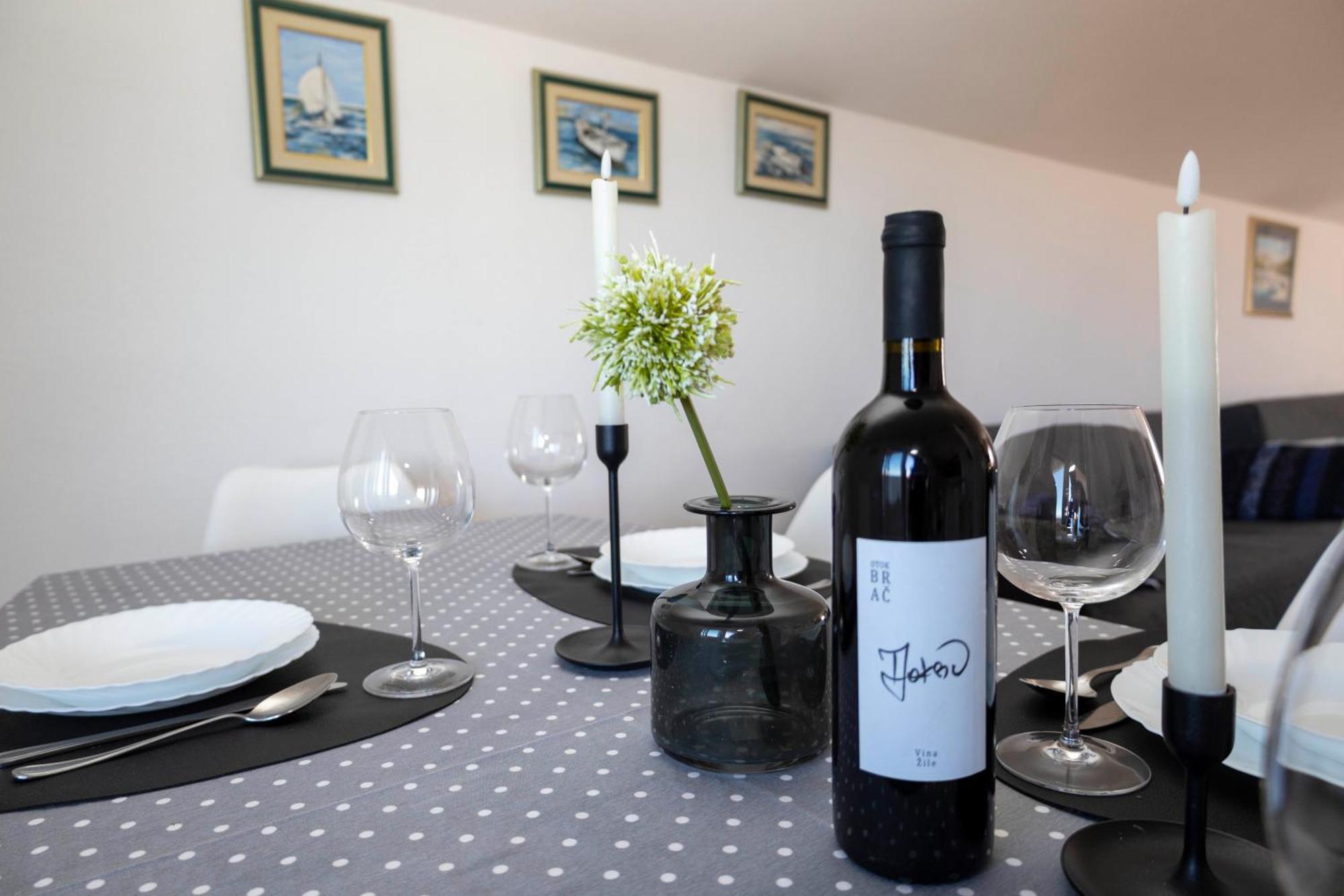 סופטאר Apartments Jaksic - Zile מראה חיצוני תמונה