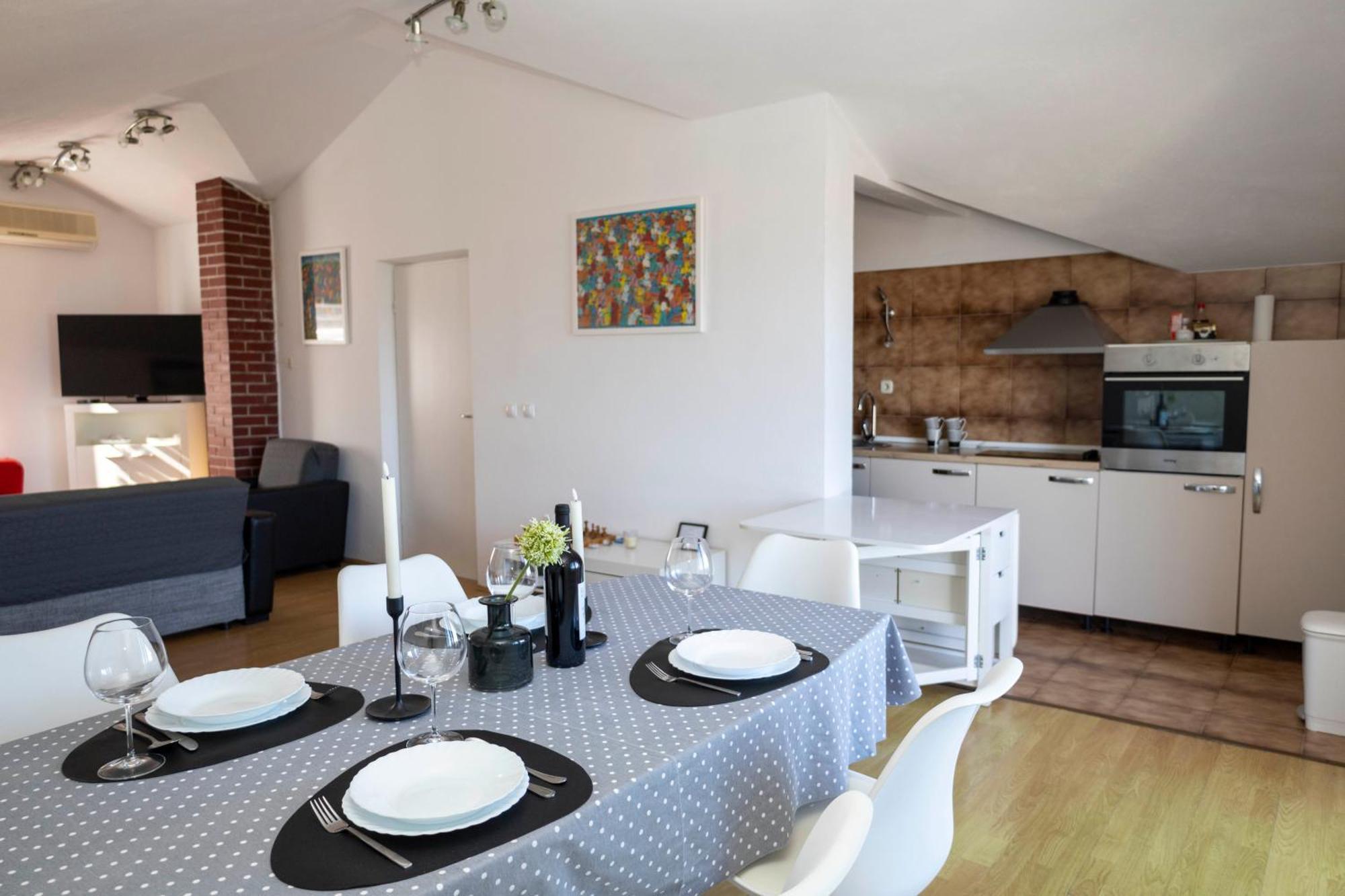 סופטאר Apartments Jaksic - Zile מראה חיצוני תמונה
