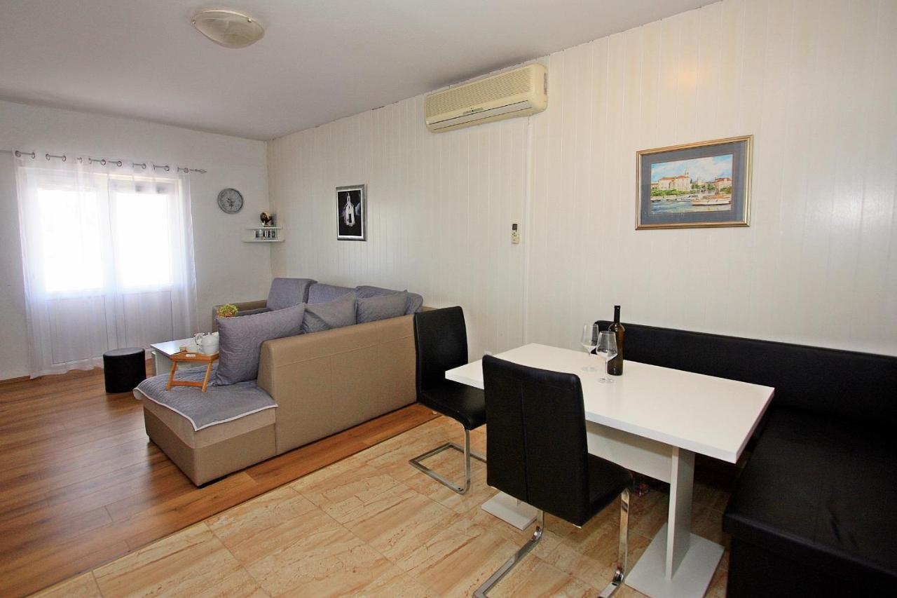 סופטאר Apartments Jaksic - Zile מראה חיצוני תמונה