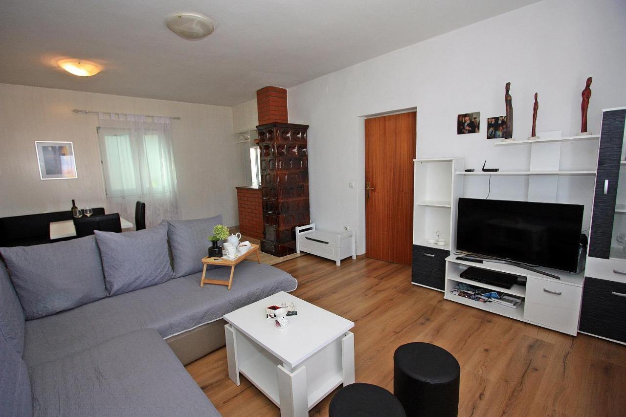 סופטאר Apartments Jaksic - Zile מראה חיצוני תמונה